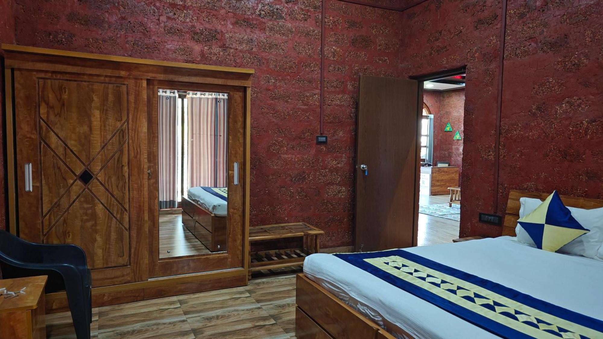 Stone Casa By Vgh 4Bhk Villa With Swimming Pool Mahābaleshwar Екстериор снимка